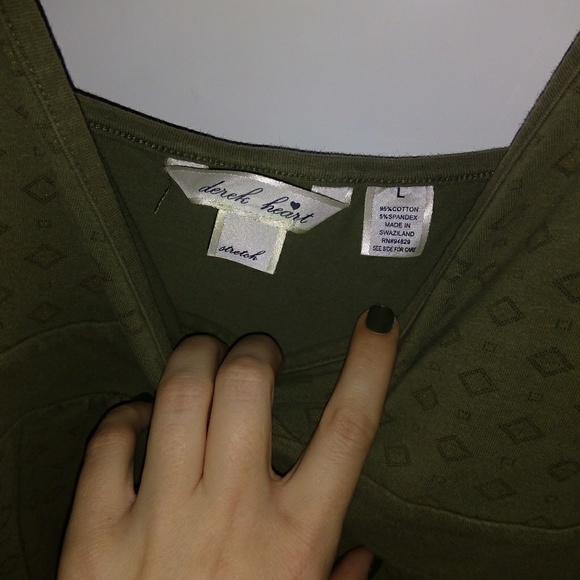 Strappy Tank - Picture 2 of 2